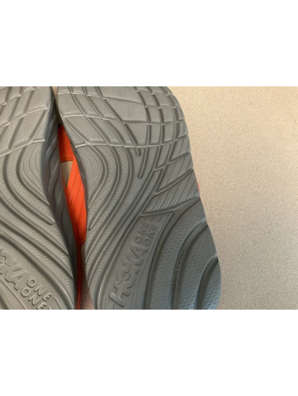 Mens Hoka One One Ora Bright Orange Recovery Thong Flip Flops/Sandals. Size 14.